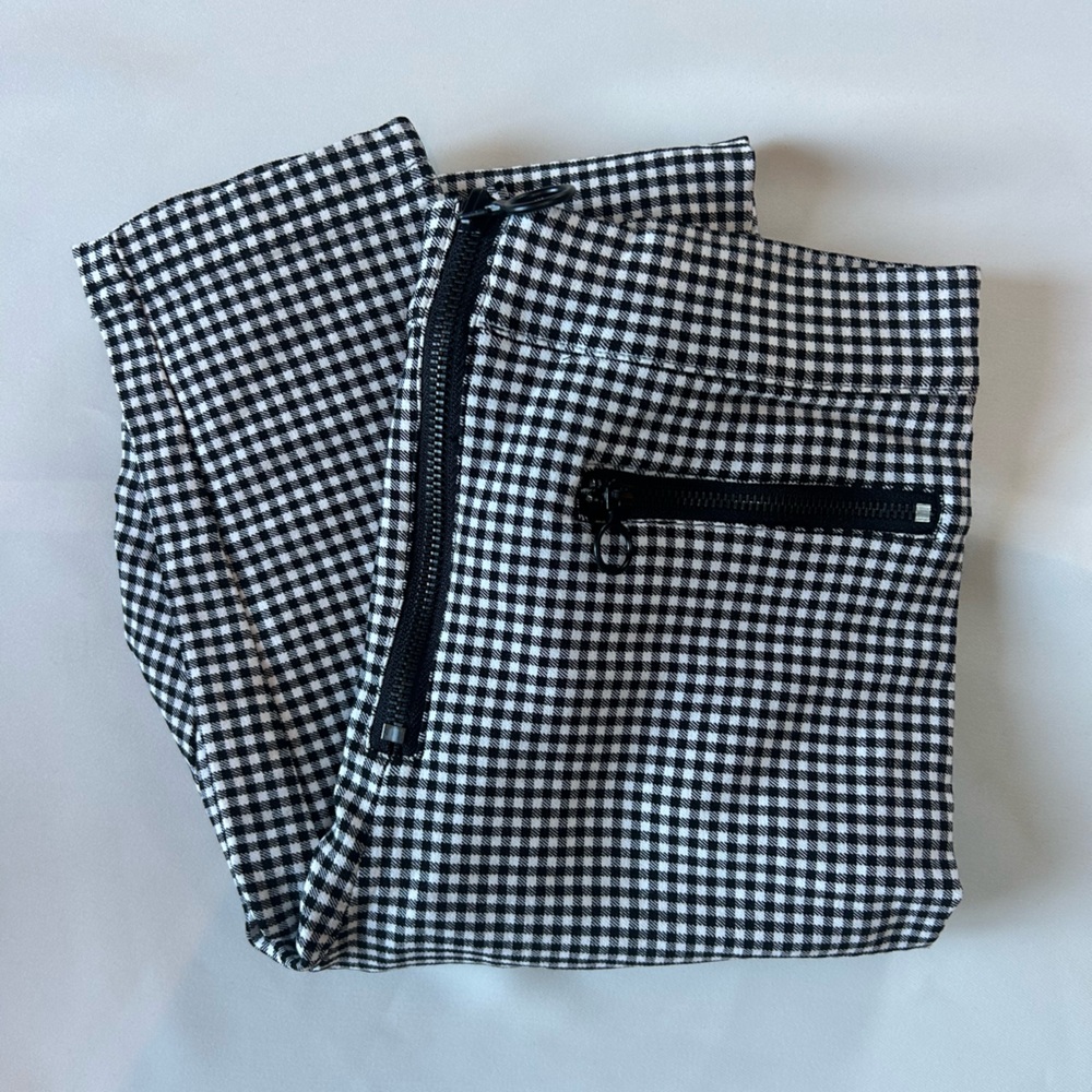 Urban Outfitters Black and White Houndstooth